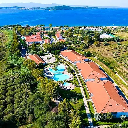 Alexandros Palace فندق 5*