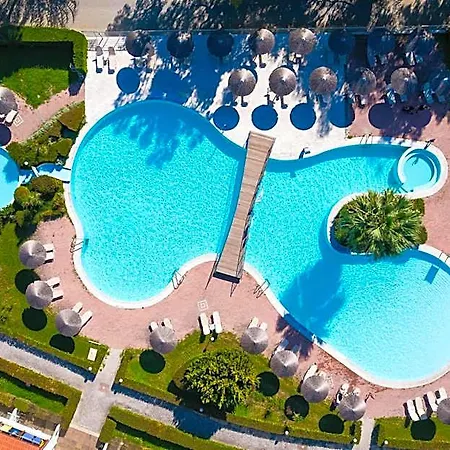 Alexandros Palace فندق
