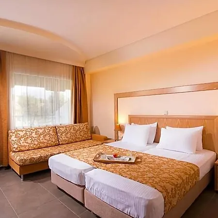 Alexandros Palace 5* أمولياني