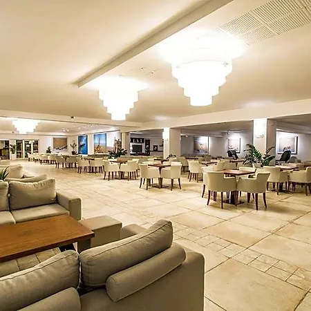 Alexandros Palace فندق 5*